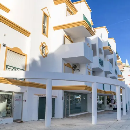 Daire #019 Lancemar Flat With Shared Pool By Holidays *