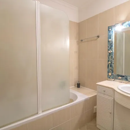#019 Lancemar Flat With Shared Pool By Holidays Daire Albufeira